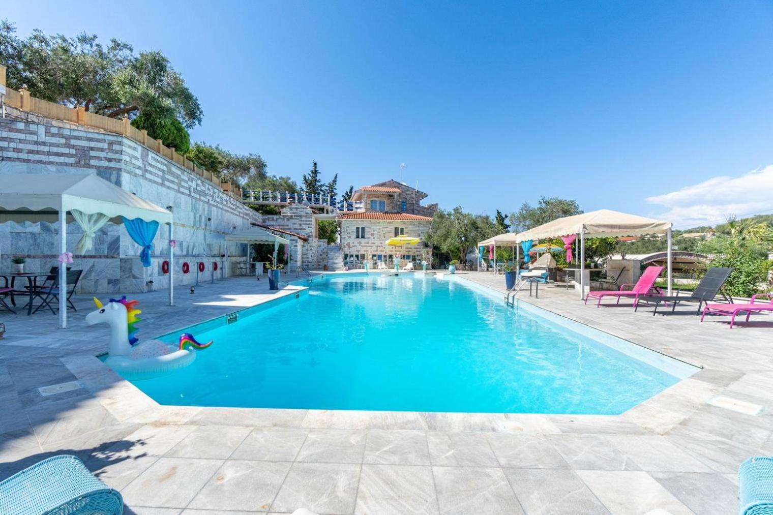 Paco'S Resort Holiday Flats Gaios Exterior photo