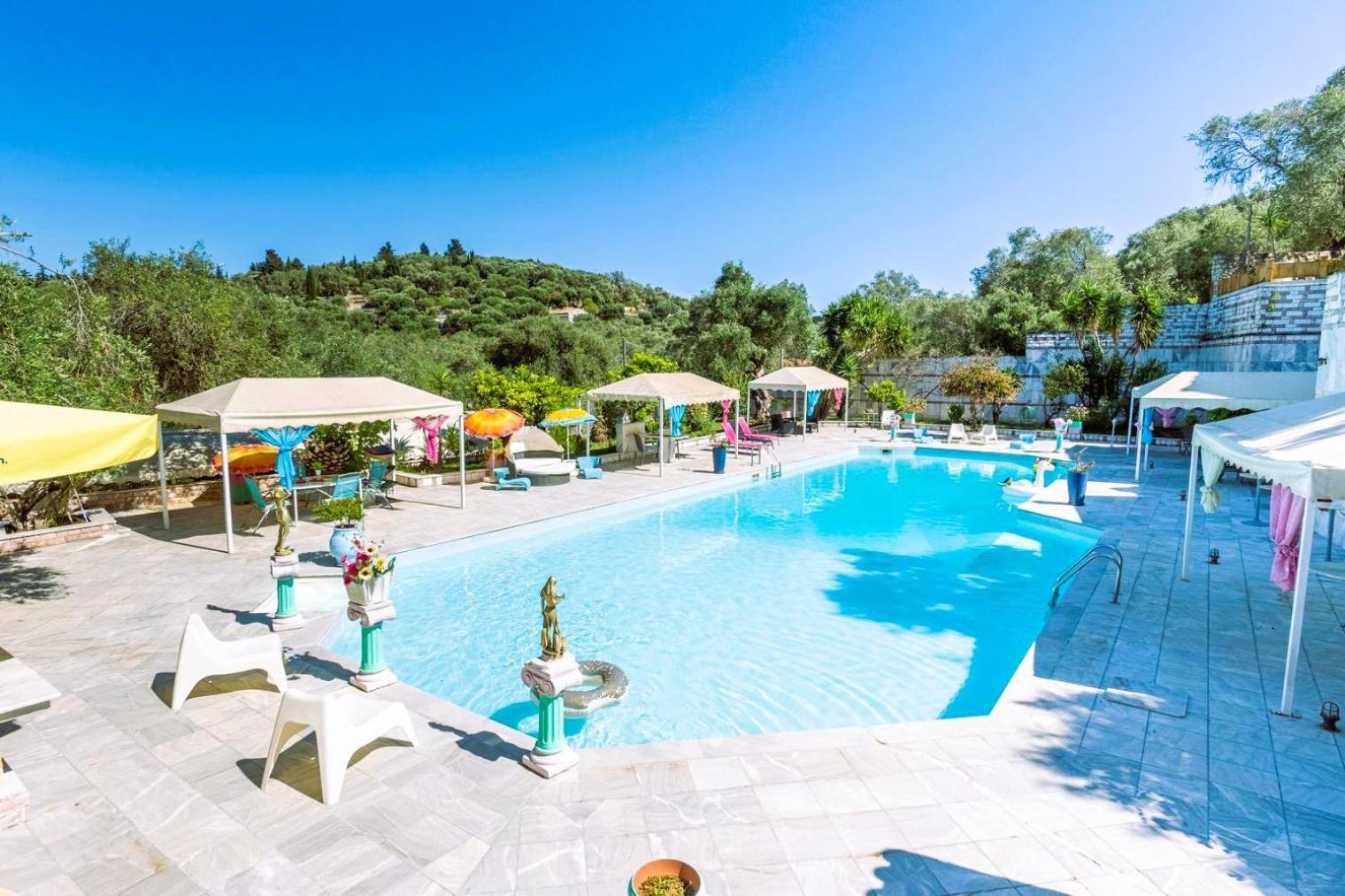 Paco'S Resort Holiday Flats Gaios Exterior photo